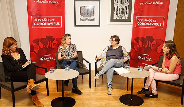 Belén López,  Lourdes Mateu, Esther Dorca y Esther Ortega  en el debate 'Dos años de coronavirus'.