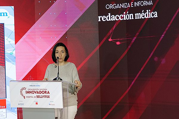 Ana Álvarez Soto, durante su presentación.
