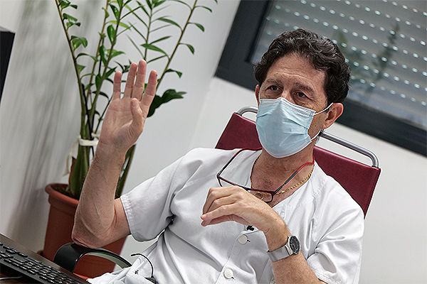 Pablo Ortiz, jefe del Servicio de Dermatología del Hospital 12 de Octubre.