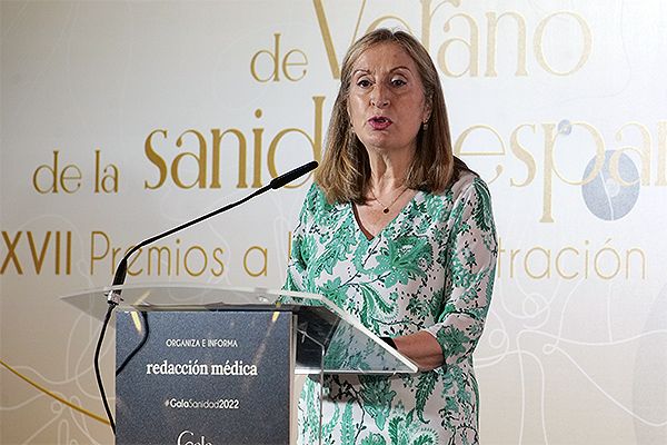 Ana Pastor. 