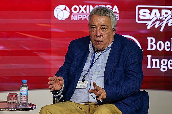 Mariano Pastor Sanz, presidente de la Federación Española de Asociaciones de Pacientes Alérgicos y con Enfermedades Respiratorias (Fenaer), pide agilizar la llegada de fármacos innovadores para patologías respiratorias.