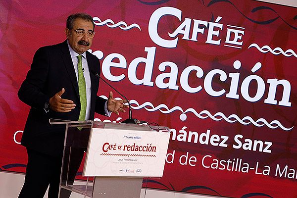 El consejero manchego afirma que su comunidad ha mejorado muchísimo en la formación de especialistas.