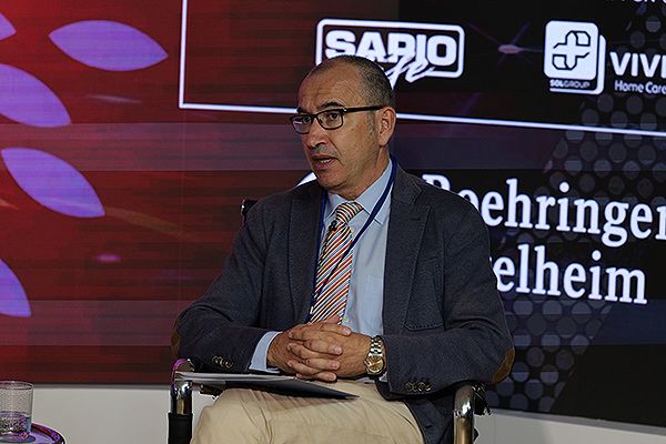 Seijo Maceiras, director del Departamento de Neumología de la Clínica Universidad de Navarra, resalta el acceso envidiable del SNS a las tomografías computarizadas de bajas dosis. 