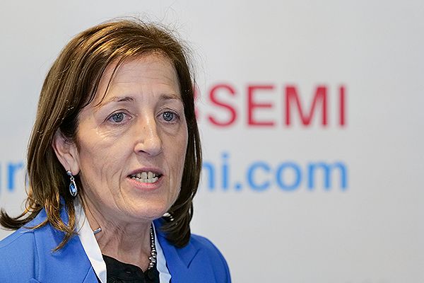 Juana Carretero considera que enfermedades infecciosas no tiene dimensión para ser especialidad.