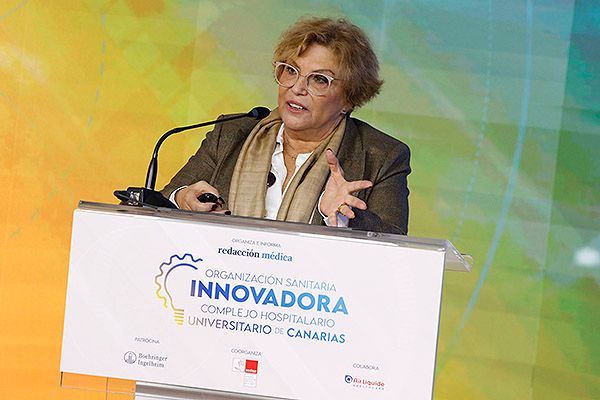 Mercedes Cueto Serrano, directora gerente del CHUC.