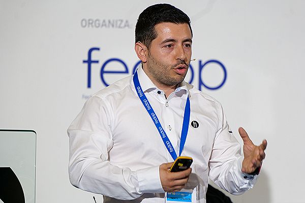 Rubén Serrano, CEO y docente en la empresa [O]teca.