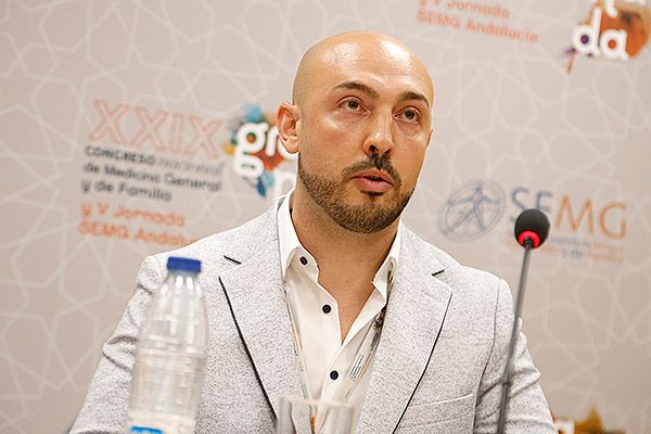 Alejandro Barros, presidente de la Asociación de Médicos Españoles en Europa.