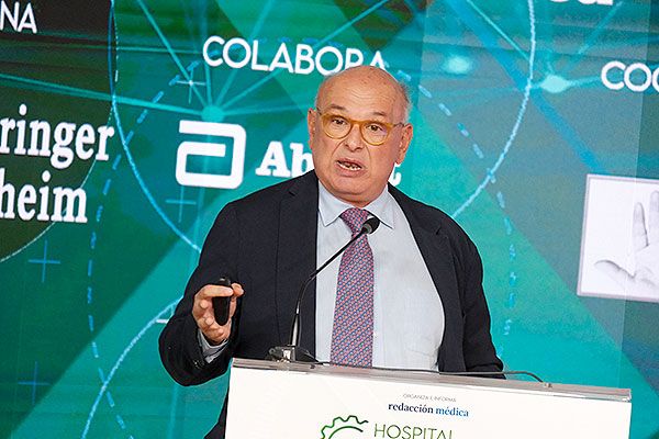 Francisco Temboury Ruiz participa con una ponencia en la Jornada Hospital Innovador Virgen de la Victoria.