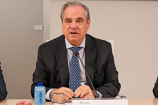 Jesús Aguilar, presidente del Consejo General Colegios Farmacéuticos.