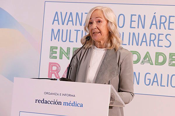 Estrella López-Pardo, gerente del Servizo Galego de Saúde, ha remarcado la importancia de la 'Estratexia galega de saúde 2023-2030' en el tratamiento de enfermedades raras.