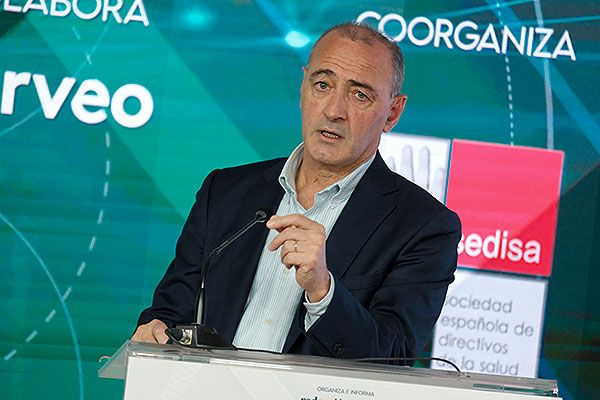  Agustín Agirre, director gerente de la Organización Sanitaria Integrada Donostialdea.