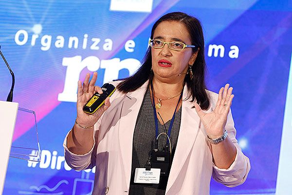 María Ángeles García, directora gerente del Hospital Virgen de las Nieves (Granada).