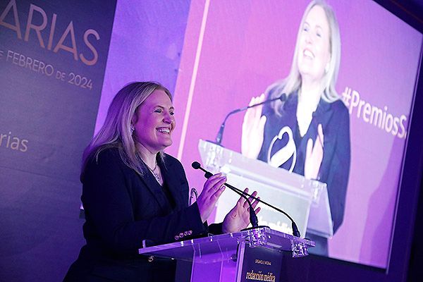Dolores Corella pronuncia su discurso en la gala de los VII Premios Sanitarias