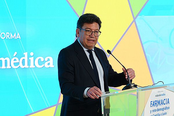 Roberto Ortega: Llevamos años hablando de la despoblación (...), pero no estamos encontrando soluciones, lo que nos hace pensar que la solución no es sencilla.
