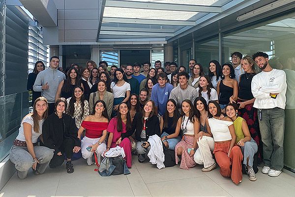 Estudiantes de 4º, 5º y 6º de Medicina de la Universidad Europea de Madrid.