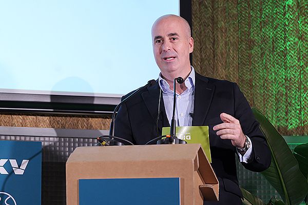 Fernando Campos, CEO de DKV Seguros.
