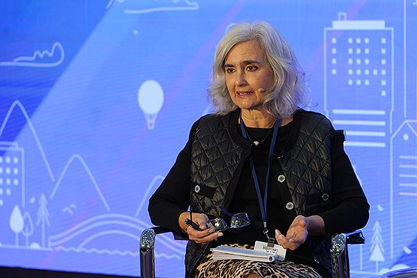 María Dolores Acón, directora Gerente del Hospital Marqués de Valdecilla (Santander).