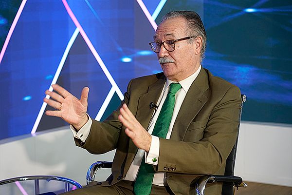  Carlos A. Jiménez-Ruiz ha asegurado que el Área de Tabaquismo es un éxito.