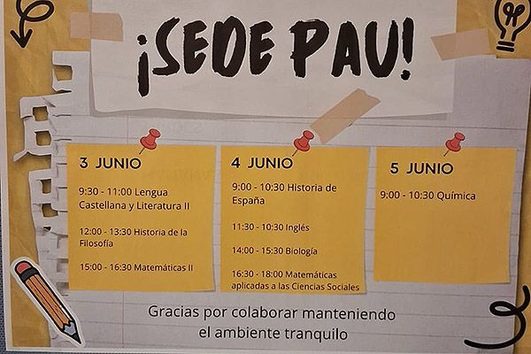 Reparto de exámenes en la realización de la PAU 2025.
