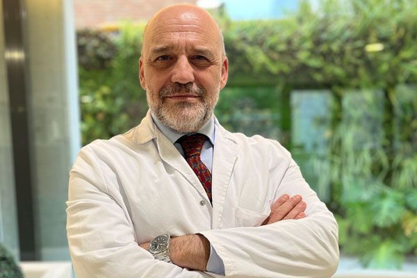 El médico internista Rafael Martín Bohórquez.