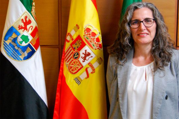 La profesora titular de Enfermería de la UEX, Esperanza Santano Mogena.