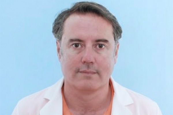 El médico cirujano Álvaro Osorio Ruiz, en una imagen de archivo.