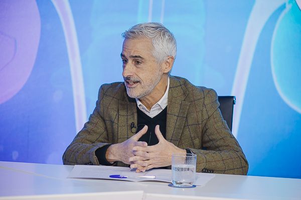 Emilio Sánchez, director de la Unidad de Gestión Clínica de Nefrología del Hospital Universitario Central de Asturias y presidente de la Sociedad Española de Nefrología.