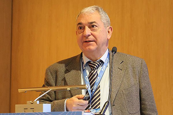 Javier de la Fuente, jefe del Servicio de Medicina Interna del Hospital Ribera Povisa (Vigo).