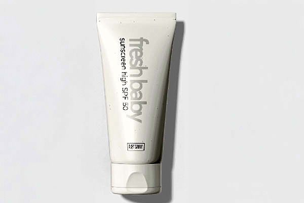Presentación de la crema afectada por este defecto.