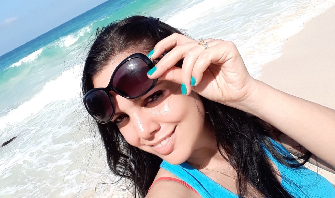 Neydis Pino en las Islas Seyches.
