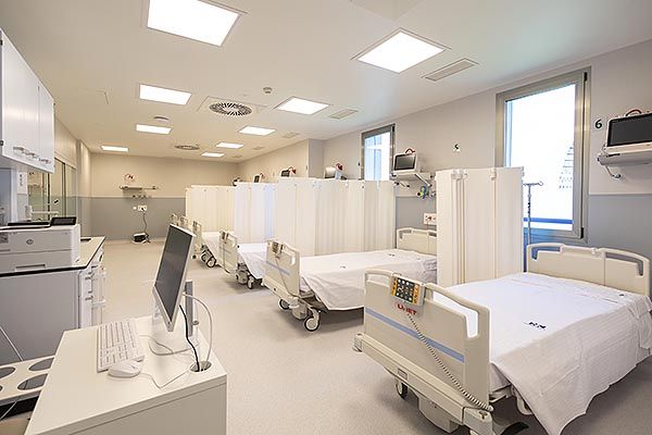 El propósito de este centro es dar respuesta directa a las necesidades específicas de salud de la población local, ofreciendo un servicio integral en consultas y cirugía ambulatoria.