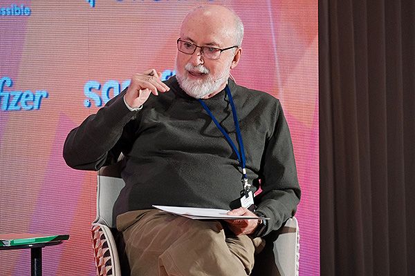 Sebastián Martín, representante de Sumar.