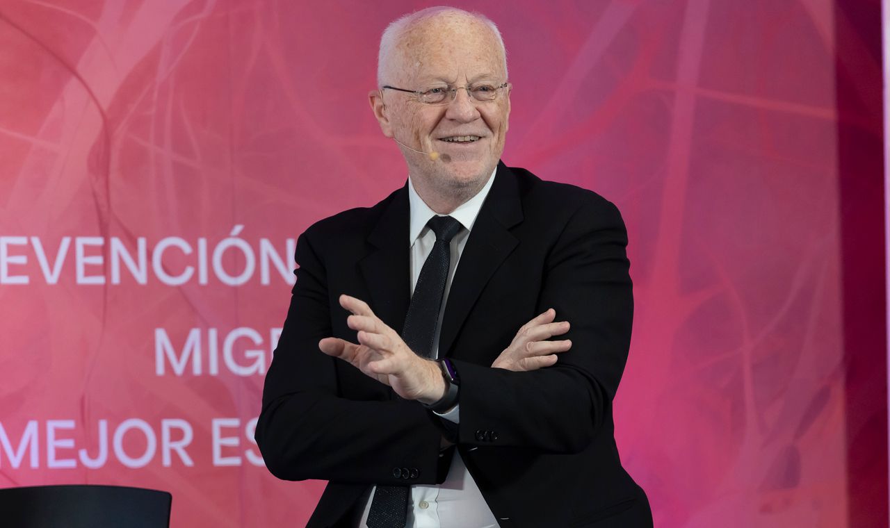 Peter Goadsby, profesor y director del departamento de Neurología del King’s College de Londres, durante el evento de Lundbeck Iberia.