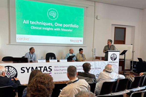 Un instante de la ponencia de Cardiva en el Congreso Symtas 2026.