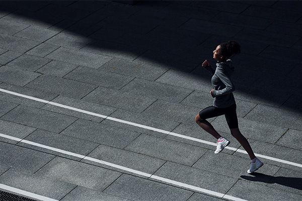 Persona corriendo.